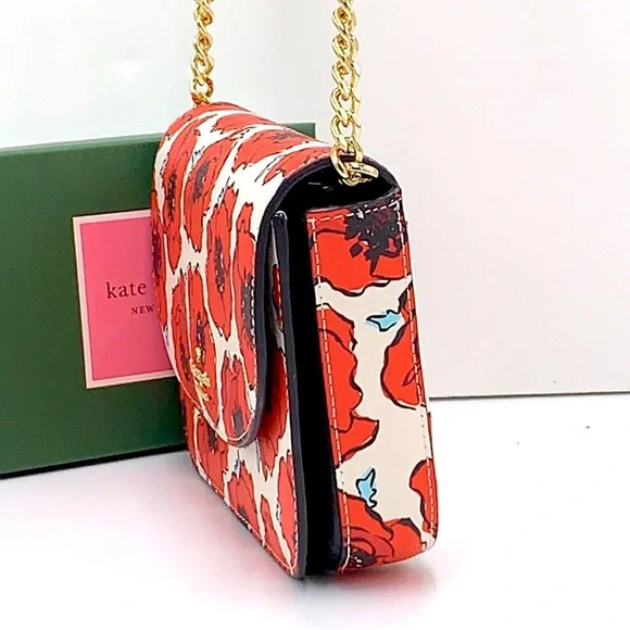 Kate Spade Kristi Poppy Printed
Flap Crossbody
Cream Multi with Light Go… - Picture 5 of 14